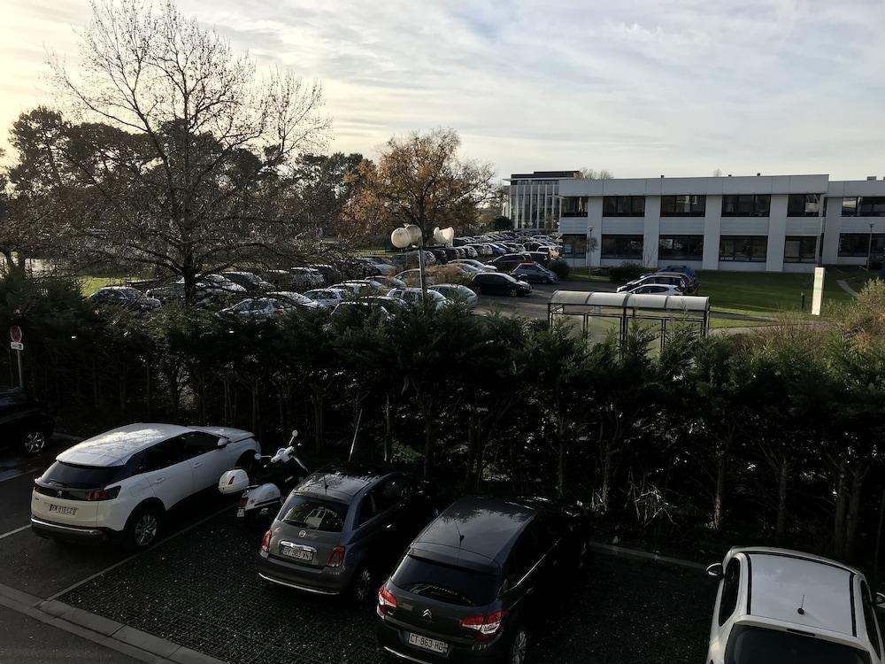Campanile Bordeaux Ouest - Aeroport 3* Mérignac