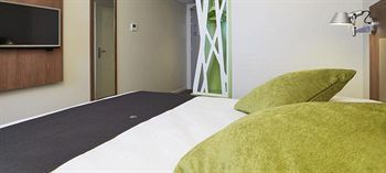 Hotel Campanile Bordeaux Ouest - Aeroport 3*