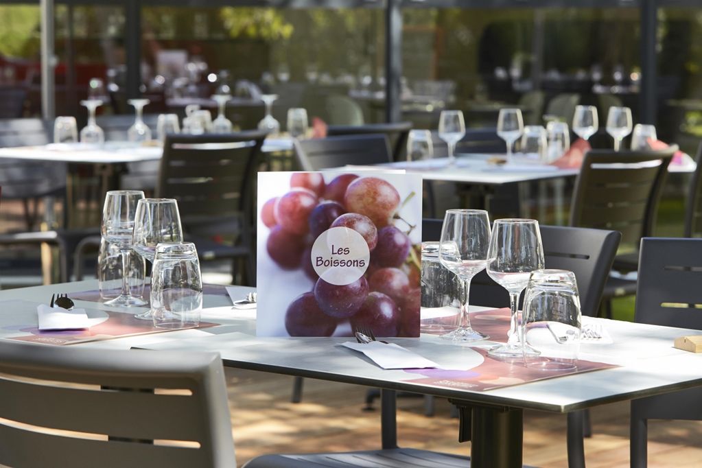 Hotel Campanile Bordeaux Ouest - Aeroport 3*