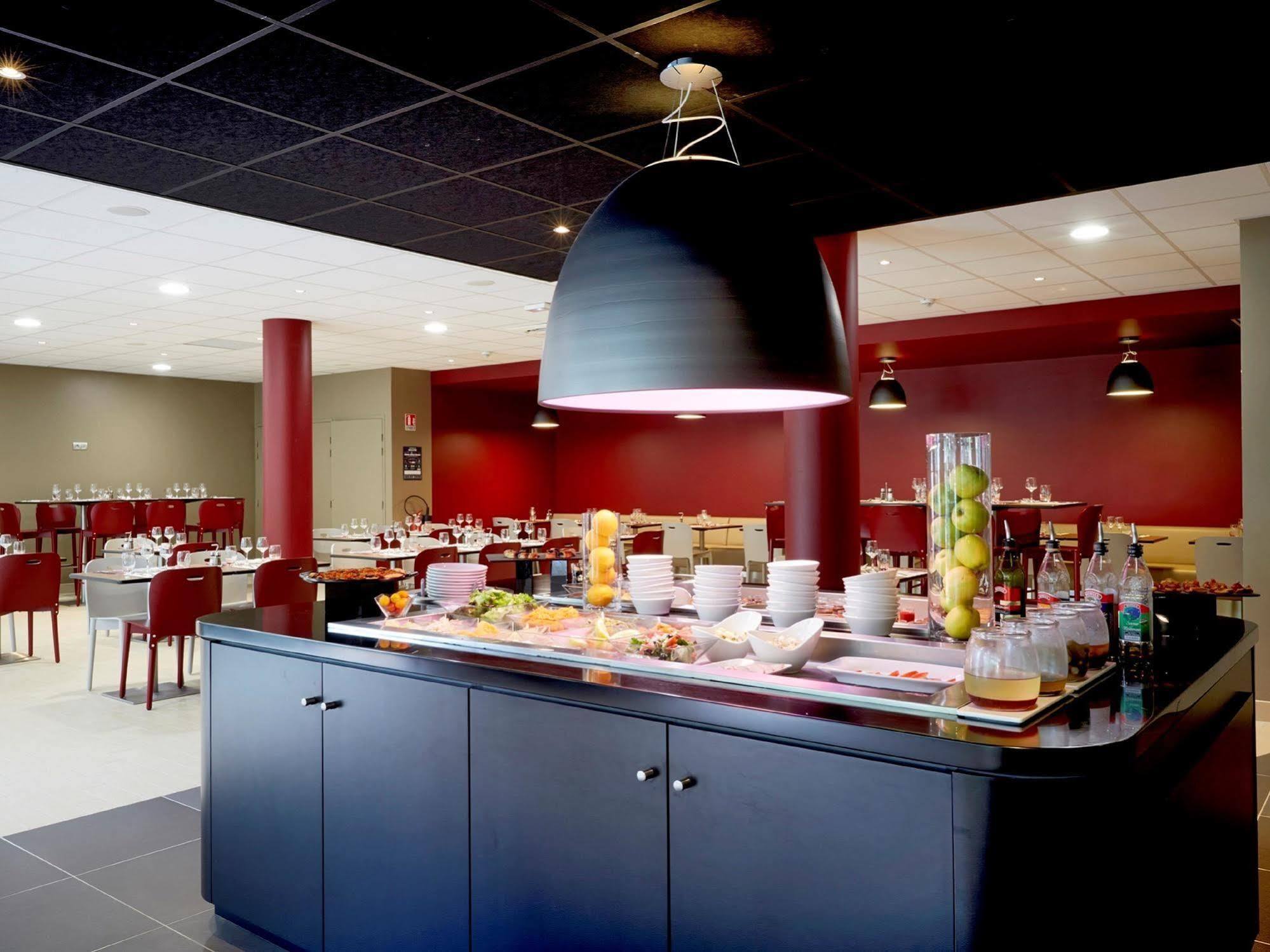 Campanile Bordeaux Ouest - Aeroport Hotel