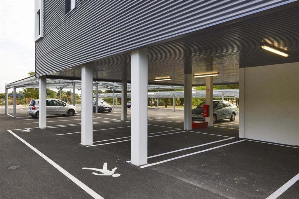 Hotel Campanile Bordeaux Ouest - Aeroport 3*