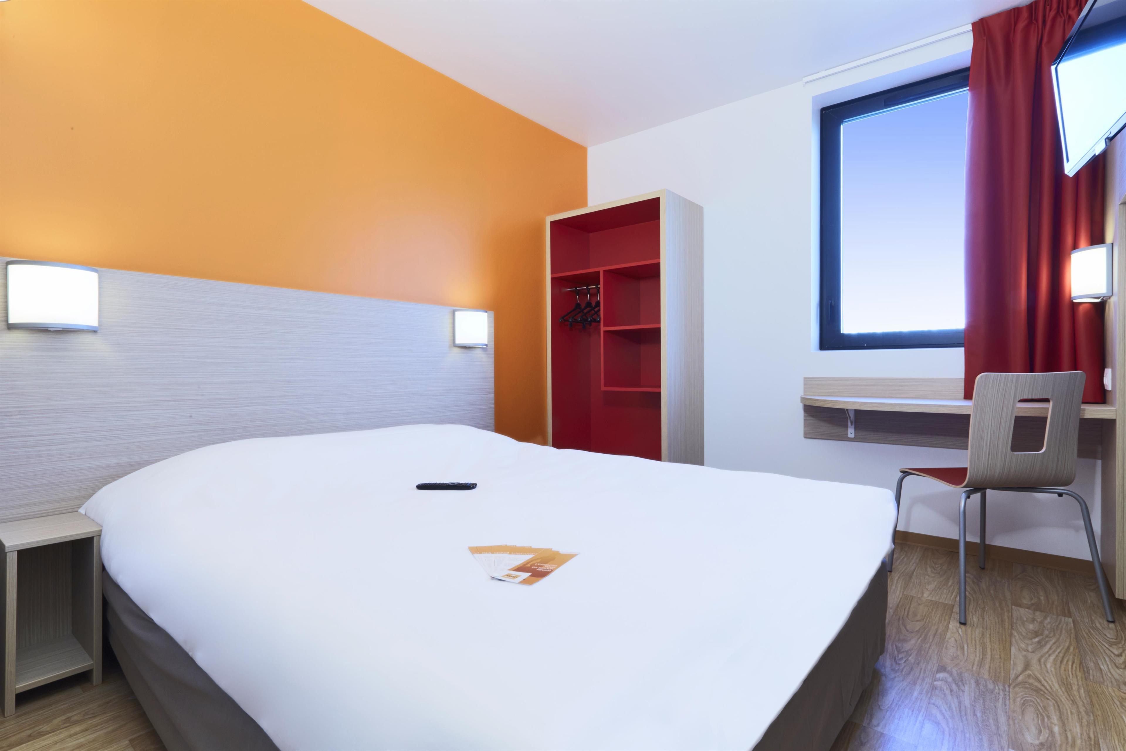 Campanile Bordeaux Ouest - Aeroport Hotel 3*