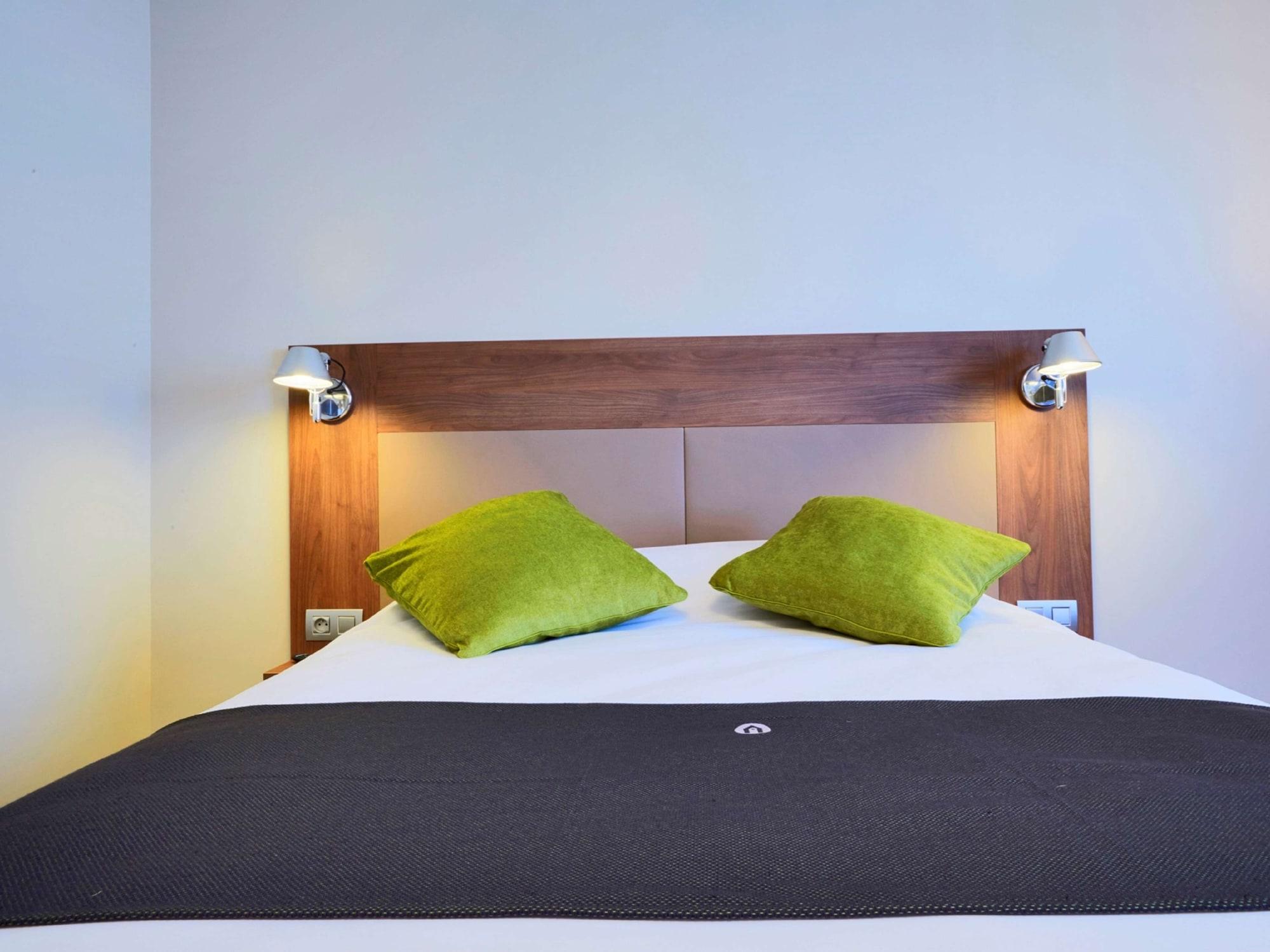 Campanile Bordeaux Ouest - Aeroport Hotel 3*
